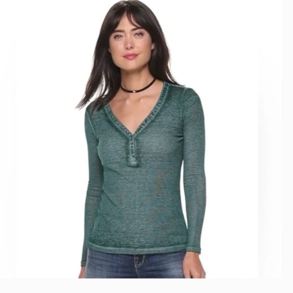 Women's Rock & Republic Long Sleeve Henley Top